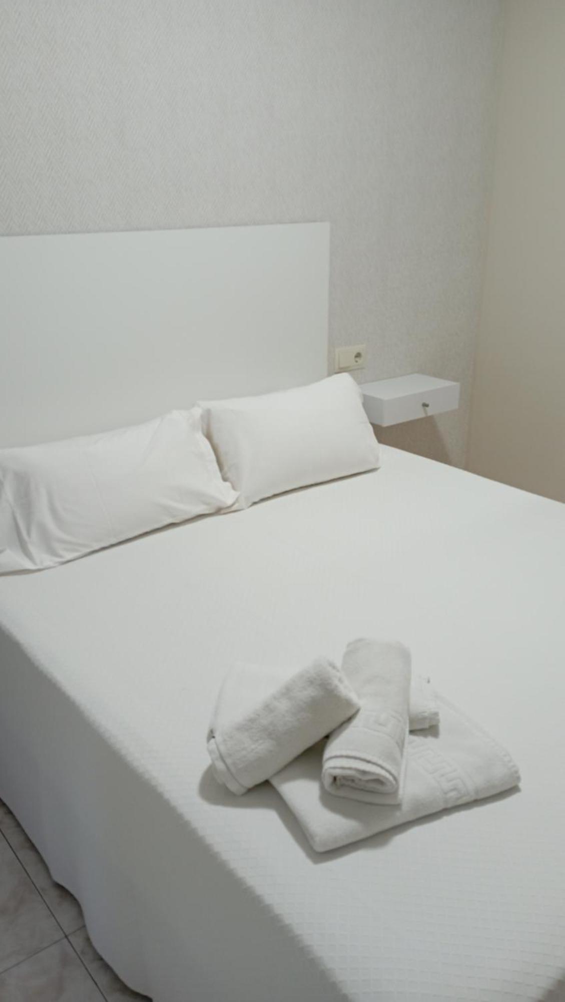 Apartamentos Dunamar Noalla  Екстериор снимка